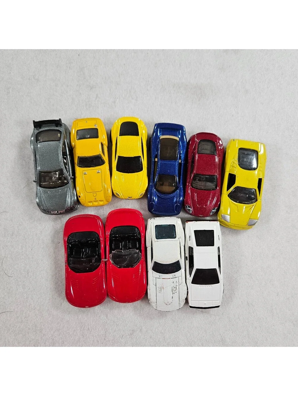 Lot of 10 Diecast Sports Cars 1:64 Mixed Makes Ferrari Porsche Corvette Aston
